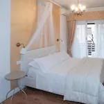 Bed and Breakfast Cherubini 13 3*
