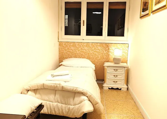 Cherubini 13 Bed & Breakfast Florence