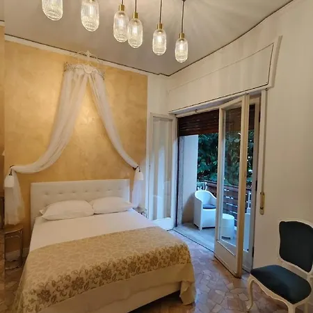 Oda ve Kahvaltı Cherubini 13 3*